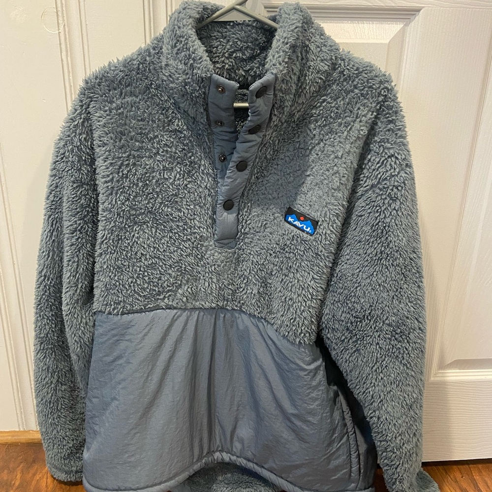 Kavu Men's Blue Sherpa Sweater